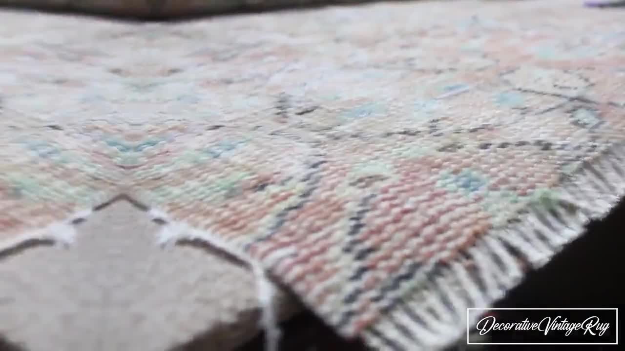 ヴィンテージ トルコ ラグ、ウシャック エリア ラグ、ベージュ 廊下